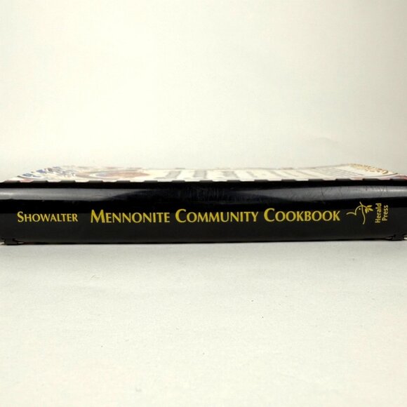 Mennonite Community Cookbook Mary Emma Showalter Herald Press 48th Printing - Picture 7 of 11